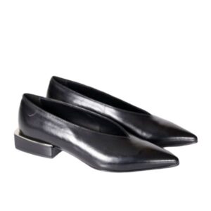 VIC MATIE ESME VIC ESME – Head Over Heels